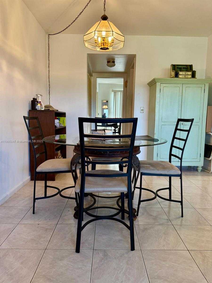 Small Image of 303 PRESTON H #303, Boca Raton Number 13