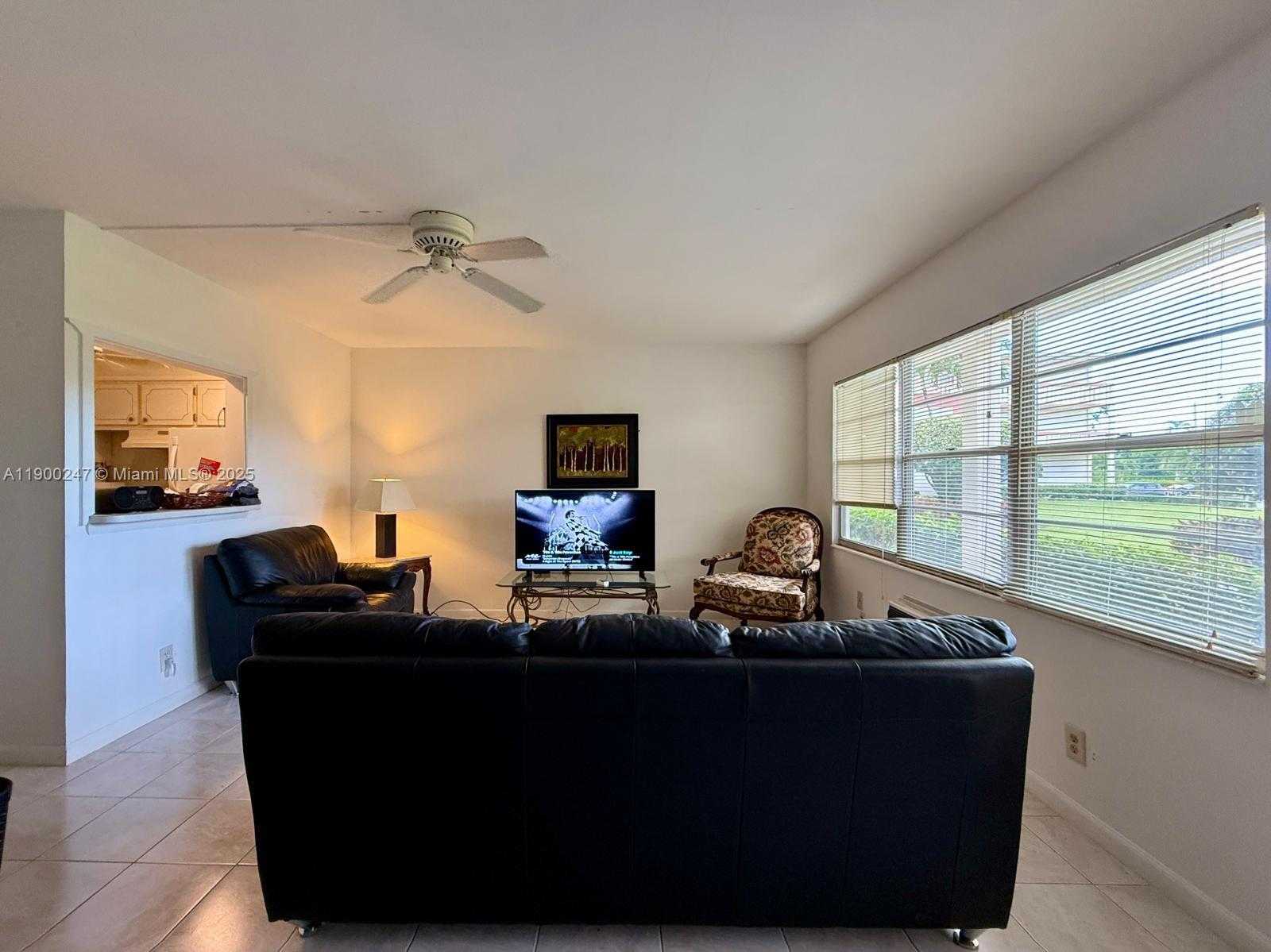 Small Image of 303 PRESTON H #303, Boca Raton Number 8