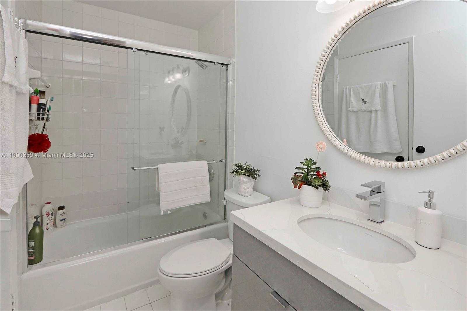 Small Image of 14901 SOUTH WEST 80TH ST #211, Miami Number 19