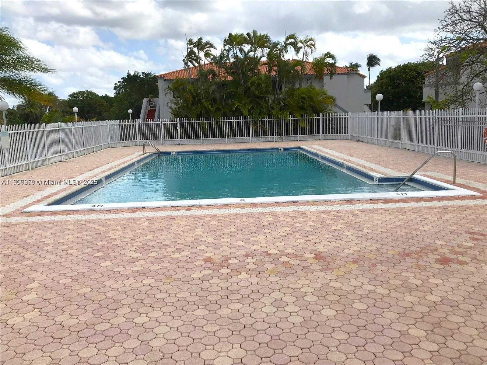 Small Image of 14901 SOUTH WEST 80TH ST #211, Miami Number 21