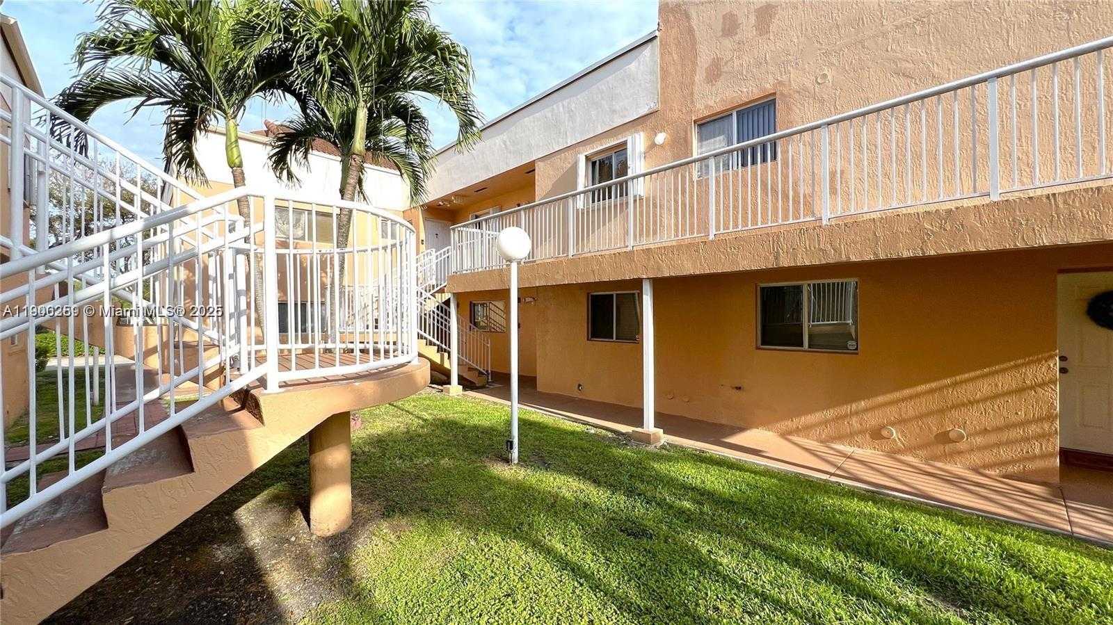 Small Image of 14901 SOUTH WEST 80TH ST #211, Miami Number 5