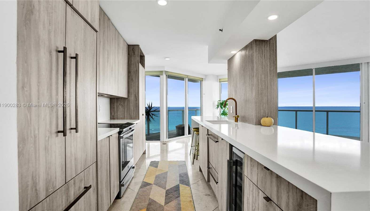 Small Image of 7330 OCEAN TER #20-B, Miami Beach Number 11