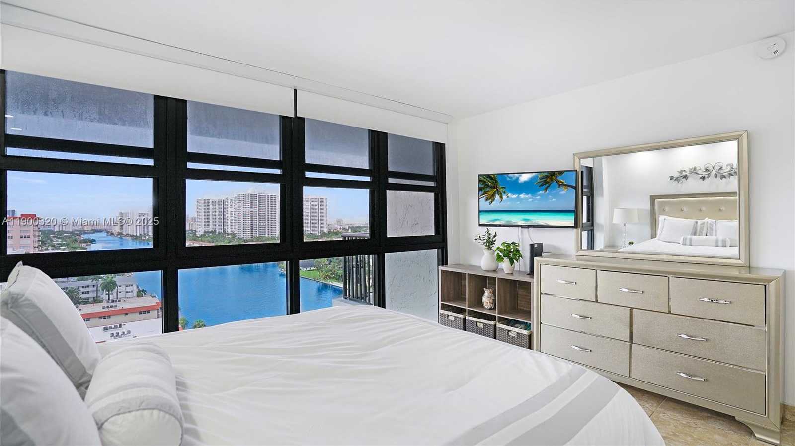 Small Image of 2017 SOUTH OCEAN DR #1510, Hallandale Beach Number 22
