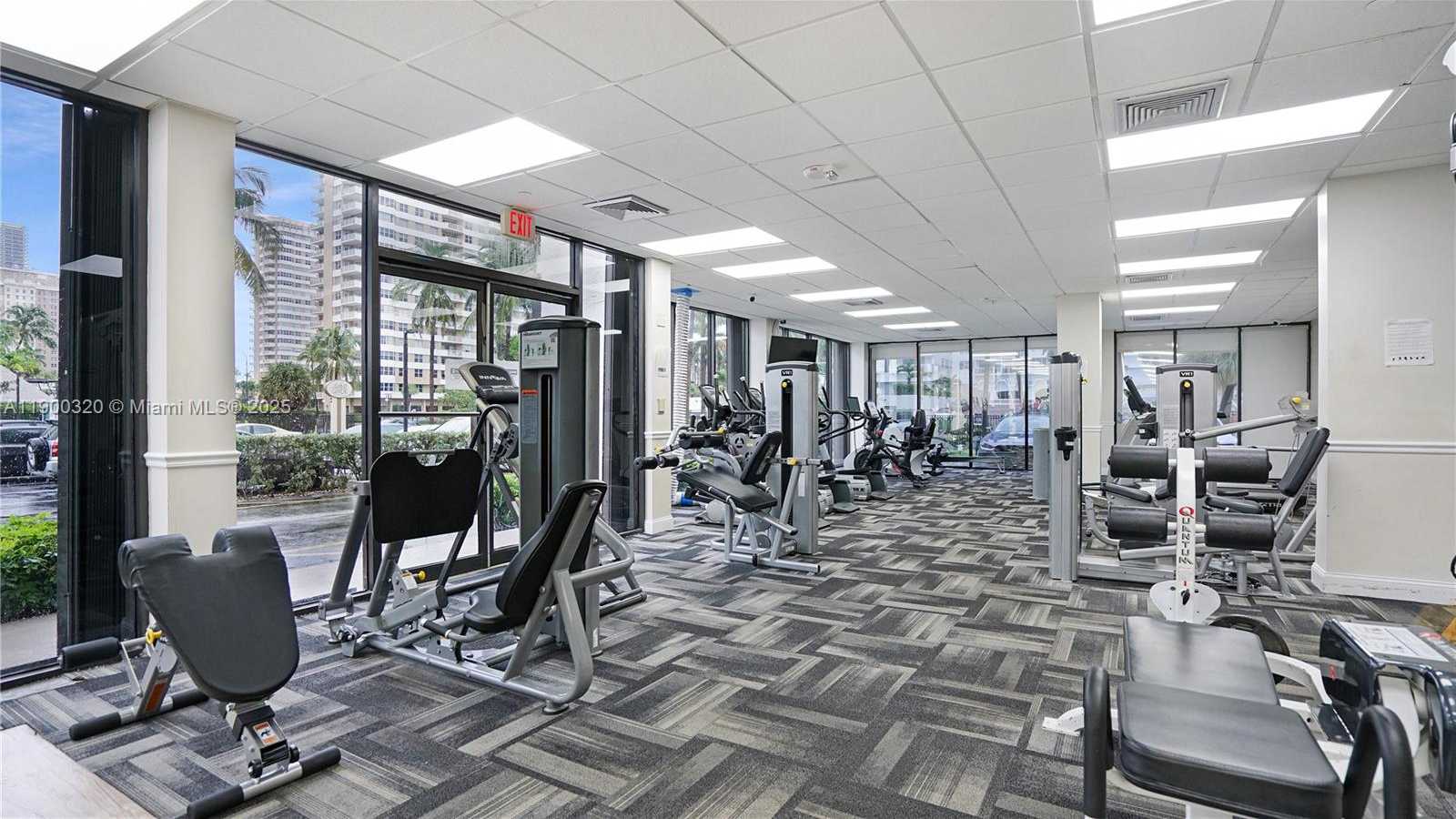 Small Image of 2017 SOUTH OCEAN DR #1510, Hallandale Beach Number 36