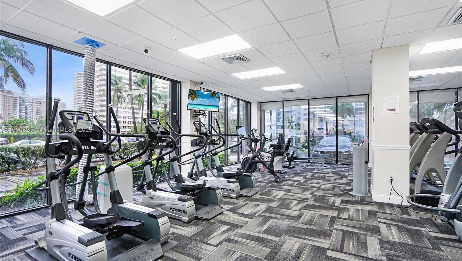 Small Image of 2017 SOUTH OCEAN DR #1510, Hallandale Beach Number 37