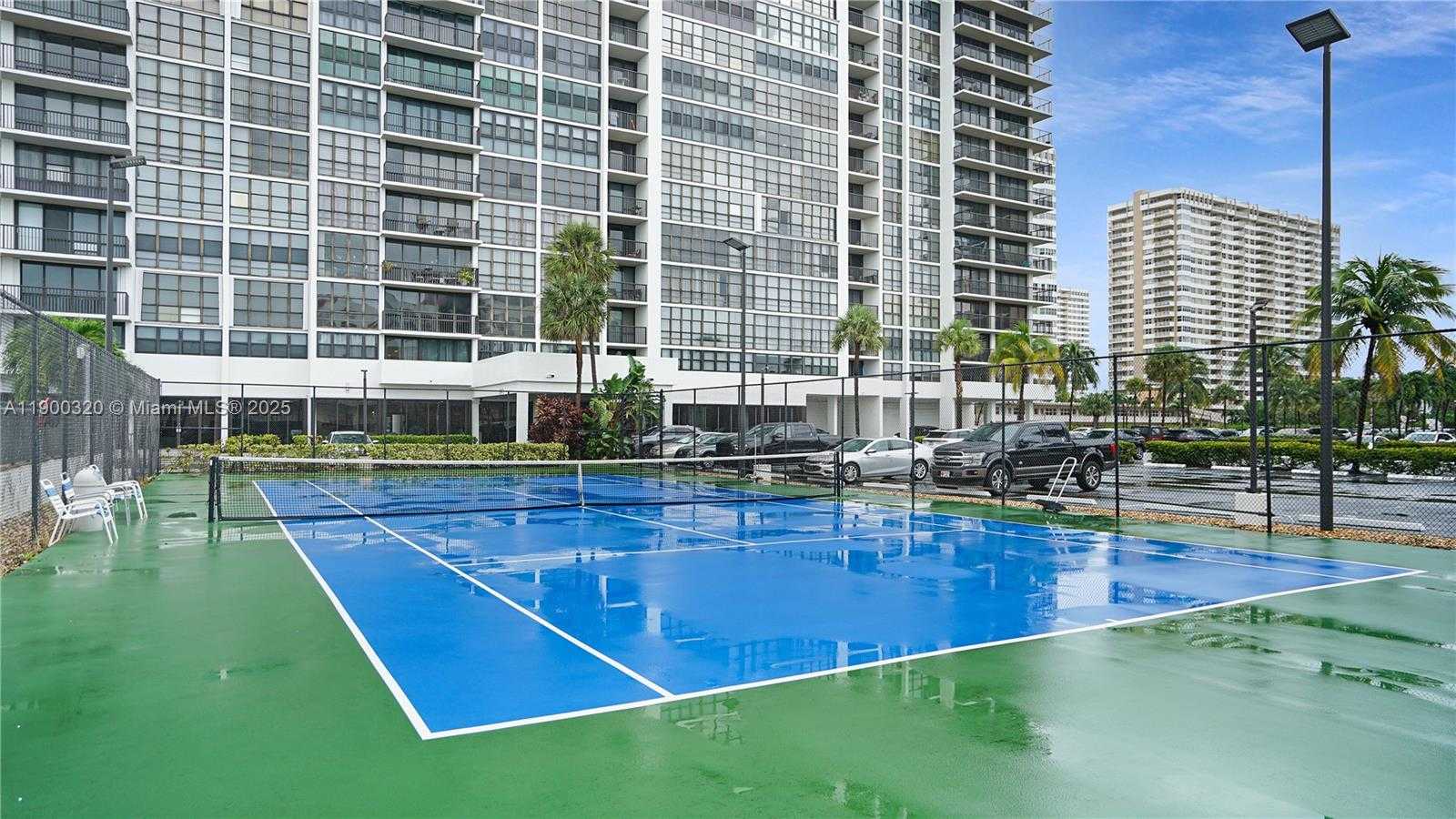 Small Image of 2017 SOUTH OCEAN DR #1510, Hallandale Beach Number 58