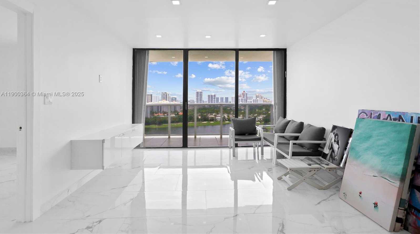 Small Image of 3675 NORTH COUNTRY CLUB DR #2008, Aventura Number 12