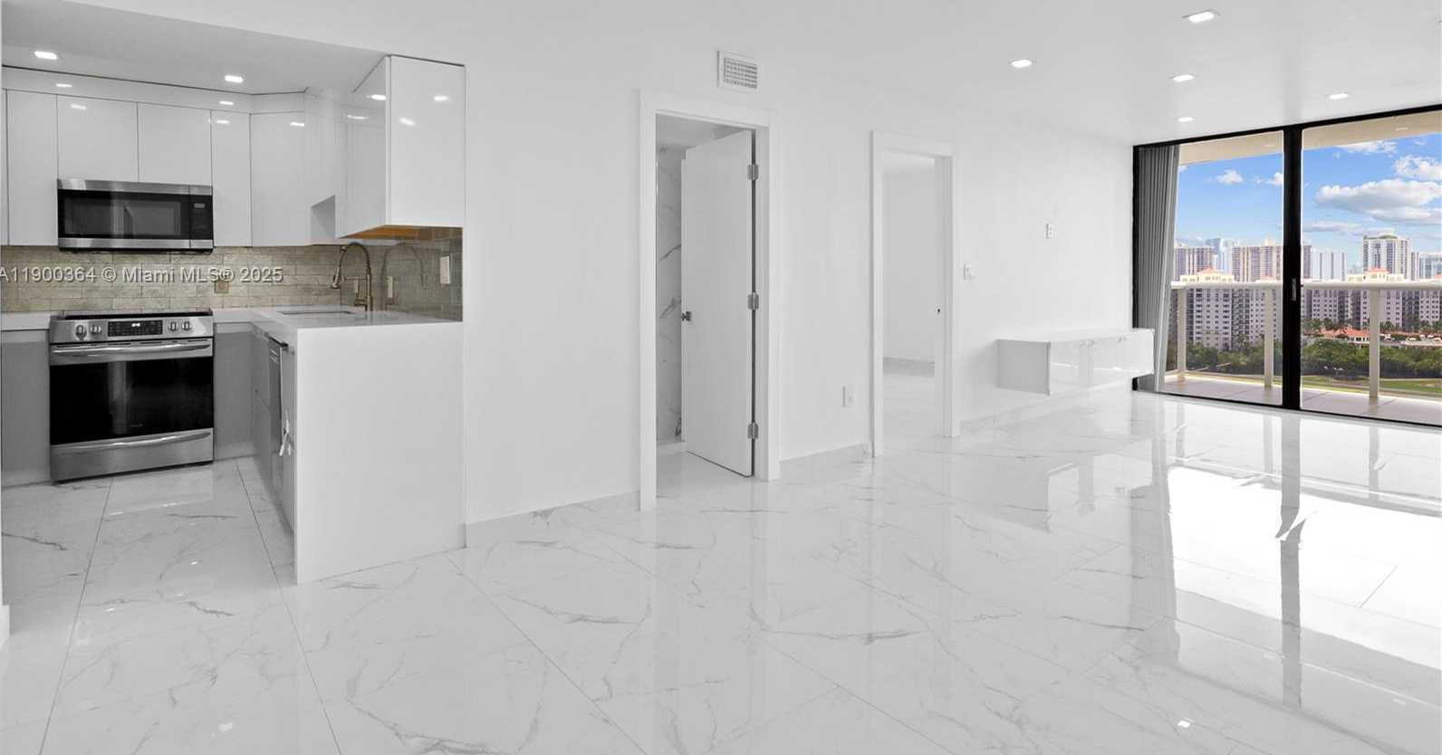 Small Image of 3675 NORTH COUNTRY CLUB DR #2008, Aventura Number 14