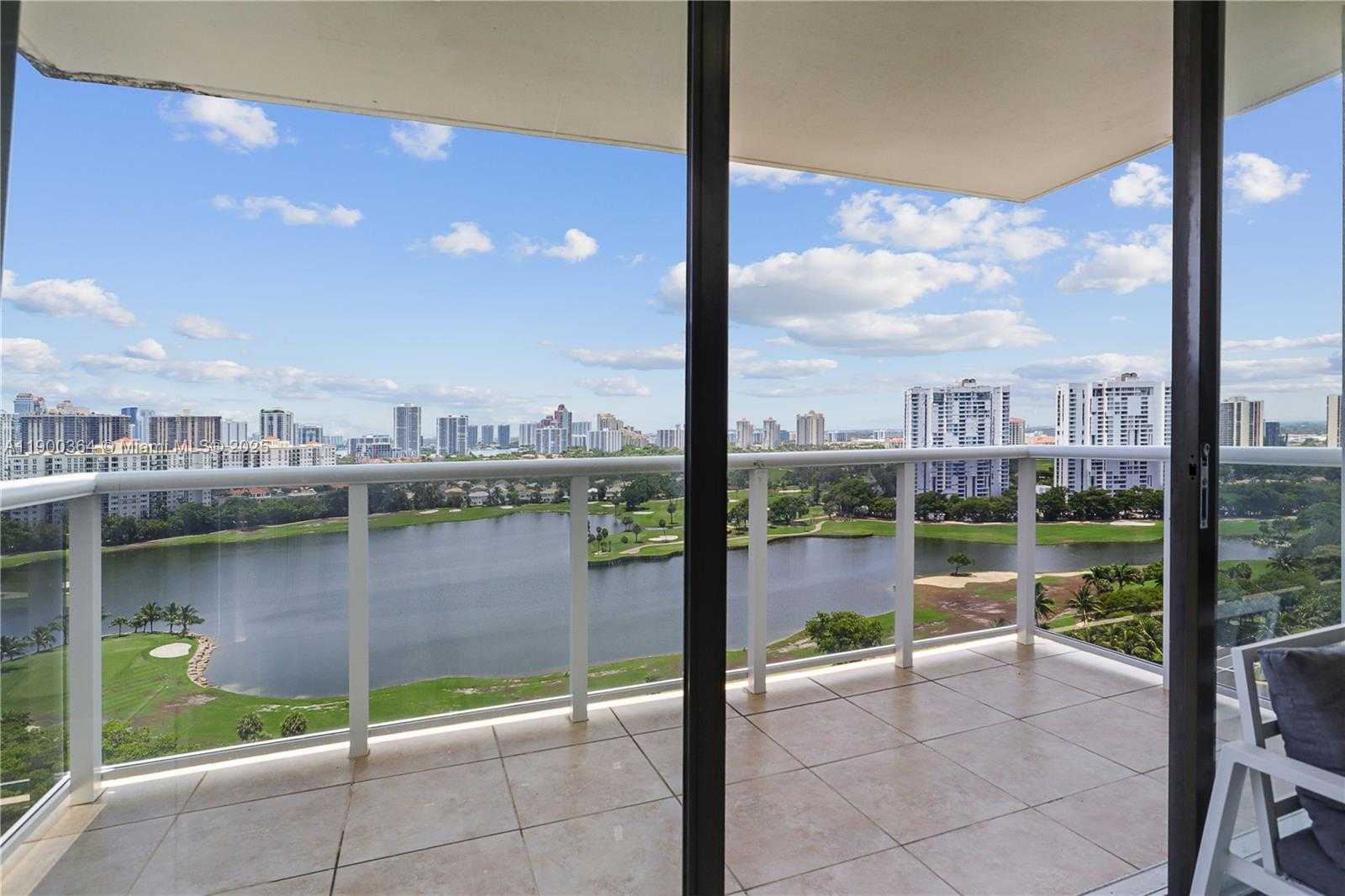 Small Image of 3675 NORTH COUNTRY CLUB DR #2008, Aventura Number 21