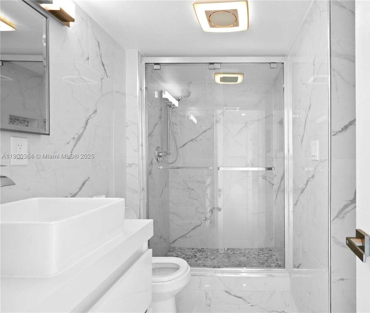 Small Image of 3675 NORTH COUNTRY CLUB DR #2008, Aventura Number 45