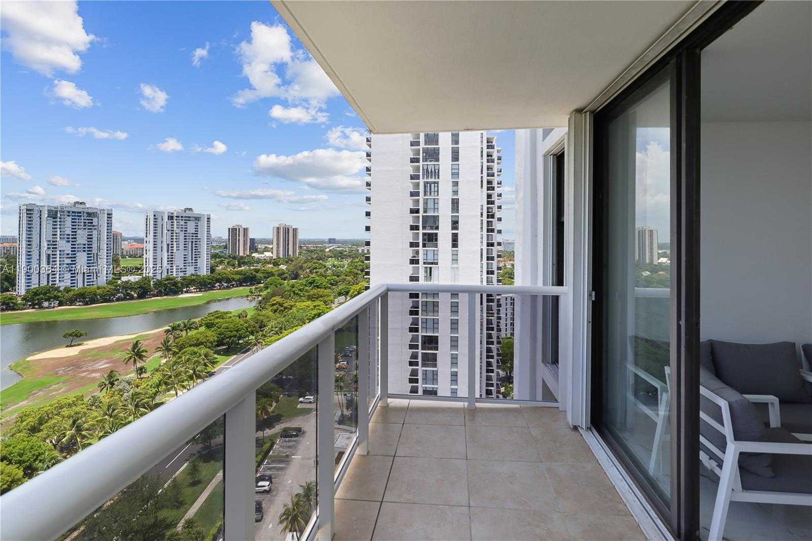 Small Image of 3675 NORTH COUNTRY CLUB DR #2008, Aventura Number 50