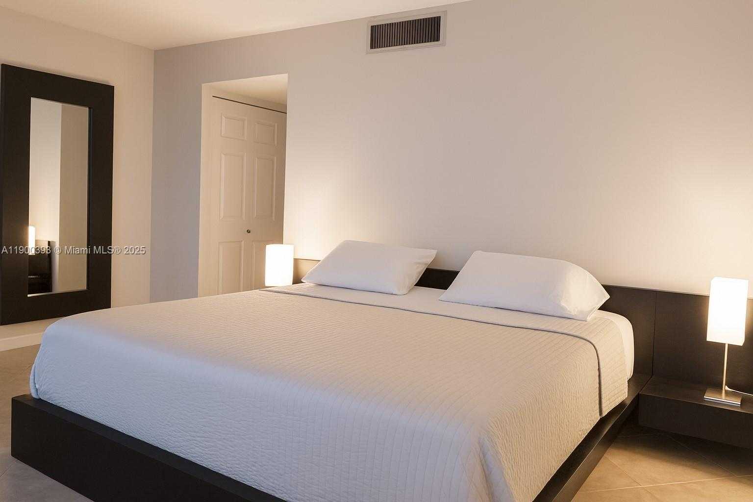 Small Image of 3475 NORTH COUNTRY CLUB DR #115, Aventura Number 11