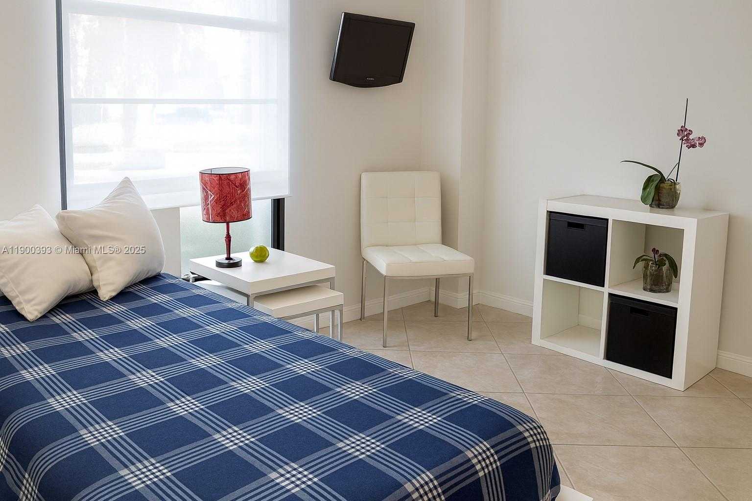 Small Image of 3475 NORTH COUNTRY CLUB DR #115, Aventura Number 20