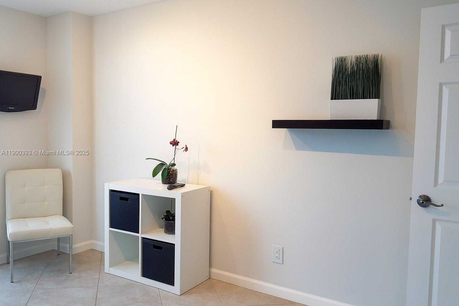 Small Image of 3475 NORTH COUNTRY CLUB DR #115, Aventura Number 22