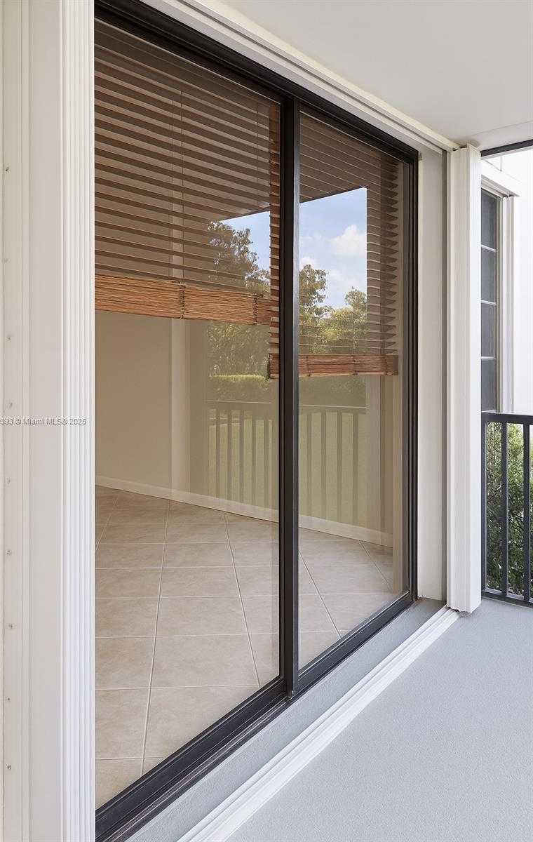 Small Image of 3475 NORTH COUNTRY CLUB DR #115, Aventura Number 23