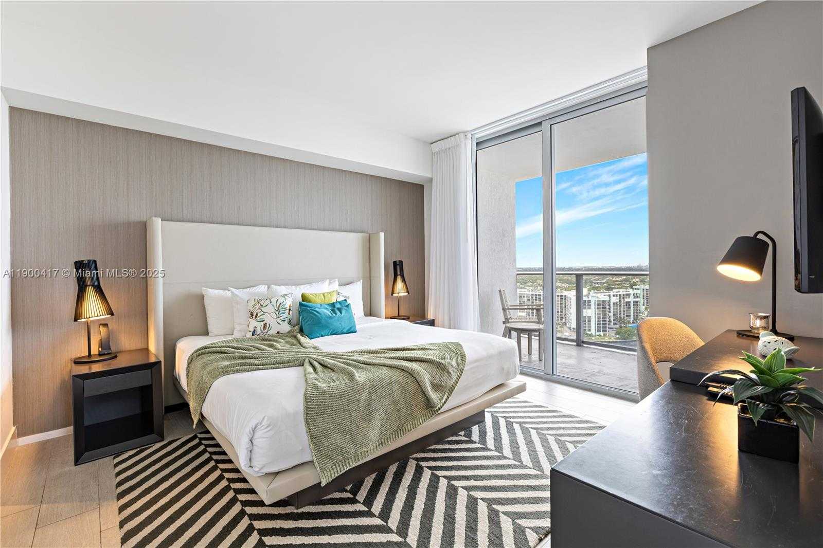 Small Image of 4010 SOUTH OCEAN DR #R1701, Hollywood Number 12