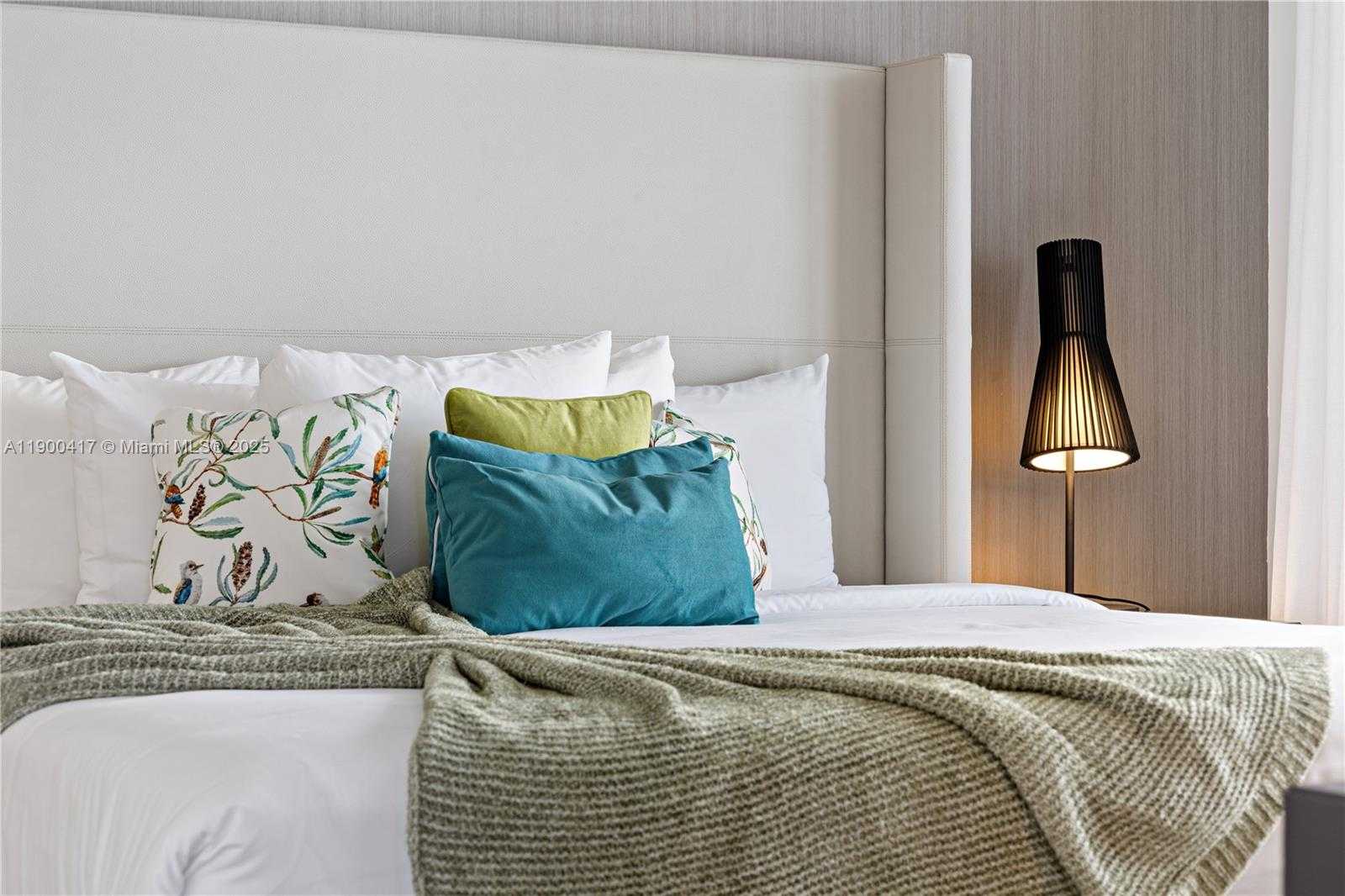 Small Image of 4010 SOUTH OCEAN DR #R1701, Hollywood Number 31