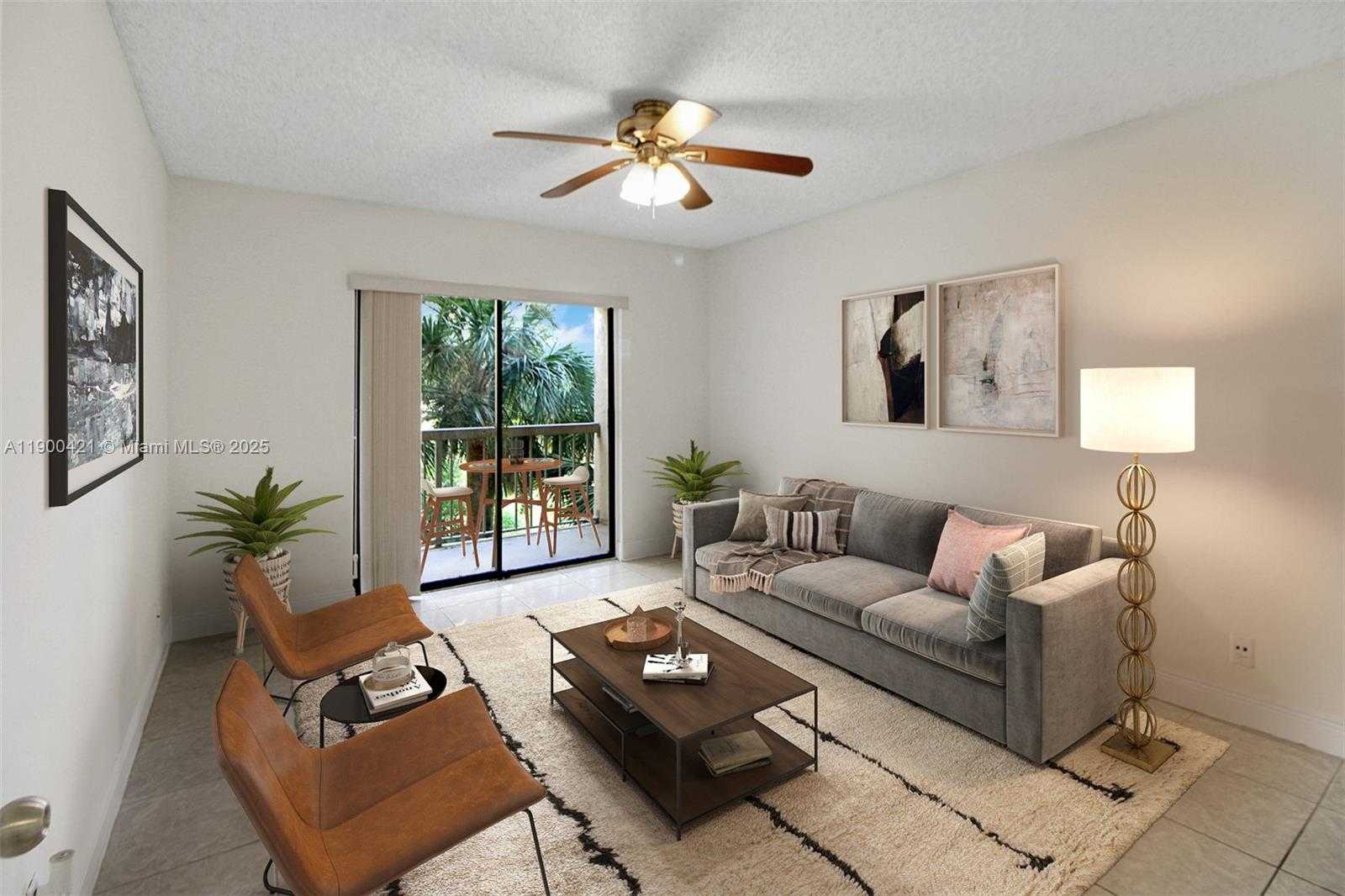 Small Image of 8160 GENEVA CT #314, Doral Number 14