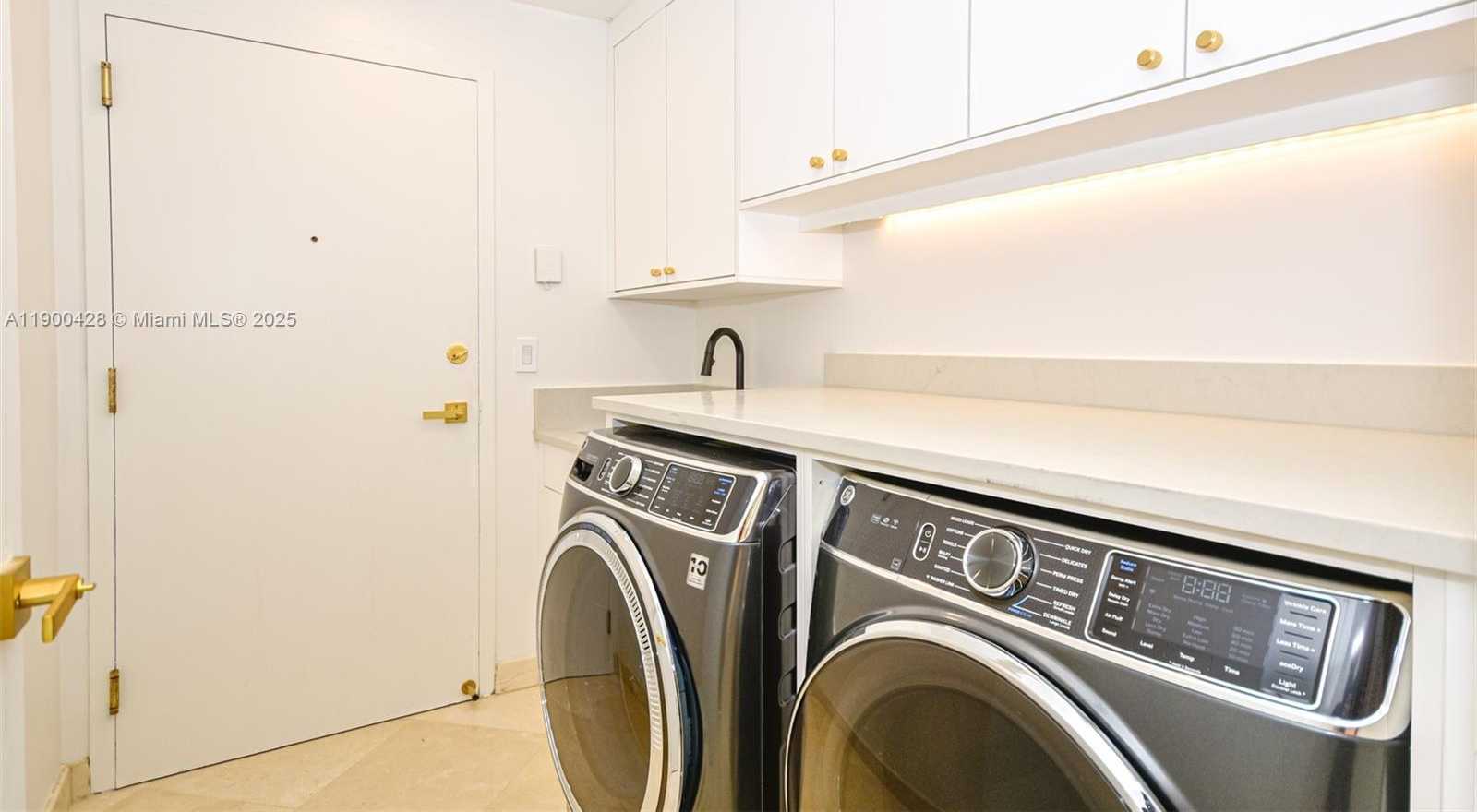 Small Image of 10101 COLLINS AVE #7D, Bal Harbour Number 13