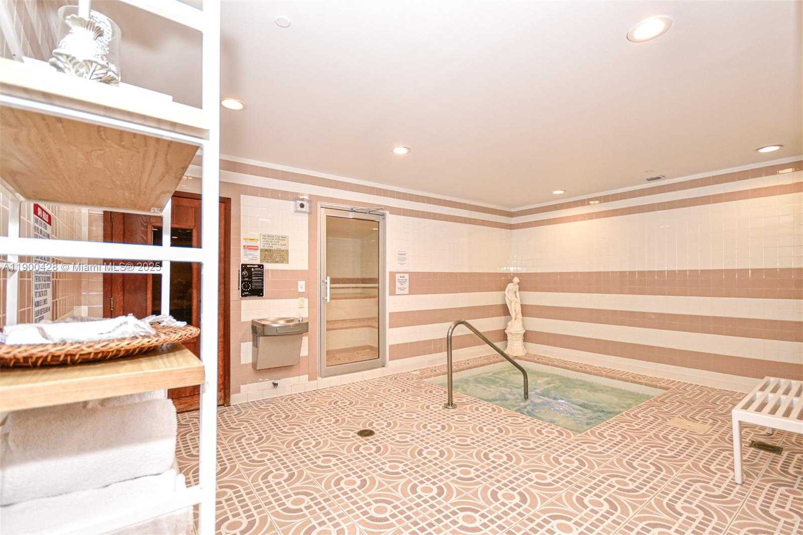 Small Image of 10101 COLLINS AVE #7D, Bal Harbour Number 14