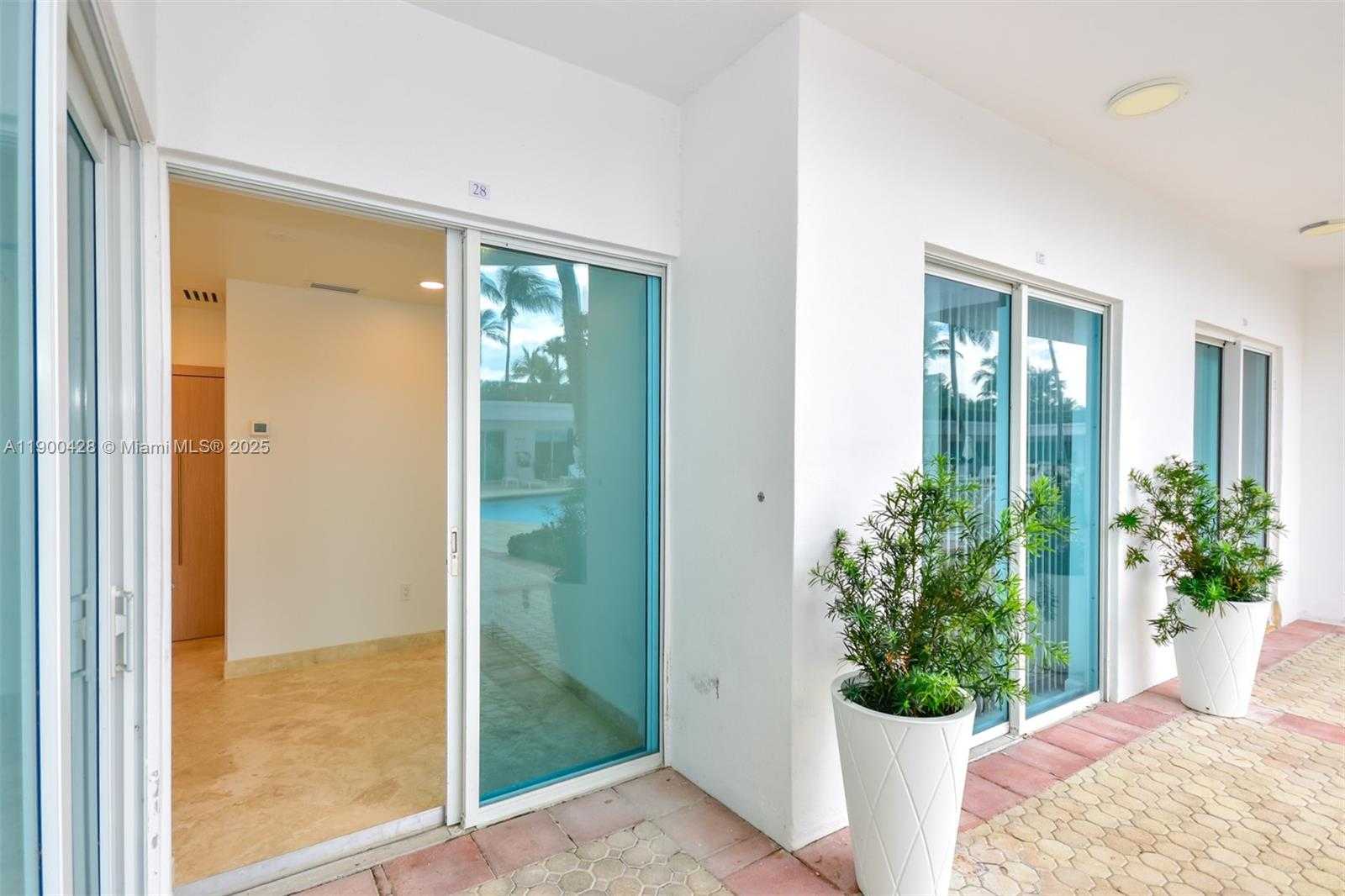 Small Image of 10101 COLLINS AVE #7D, Bal Harbour Number 18