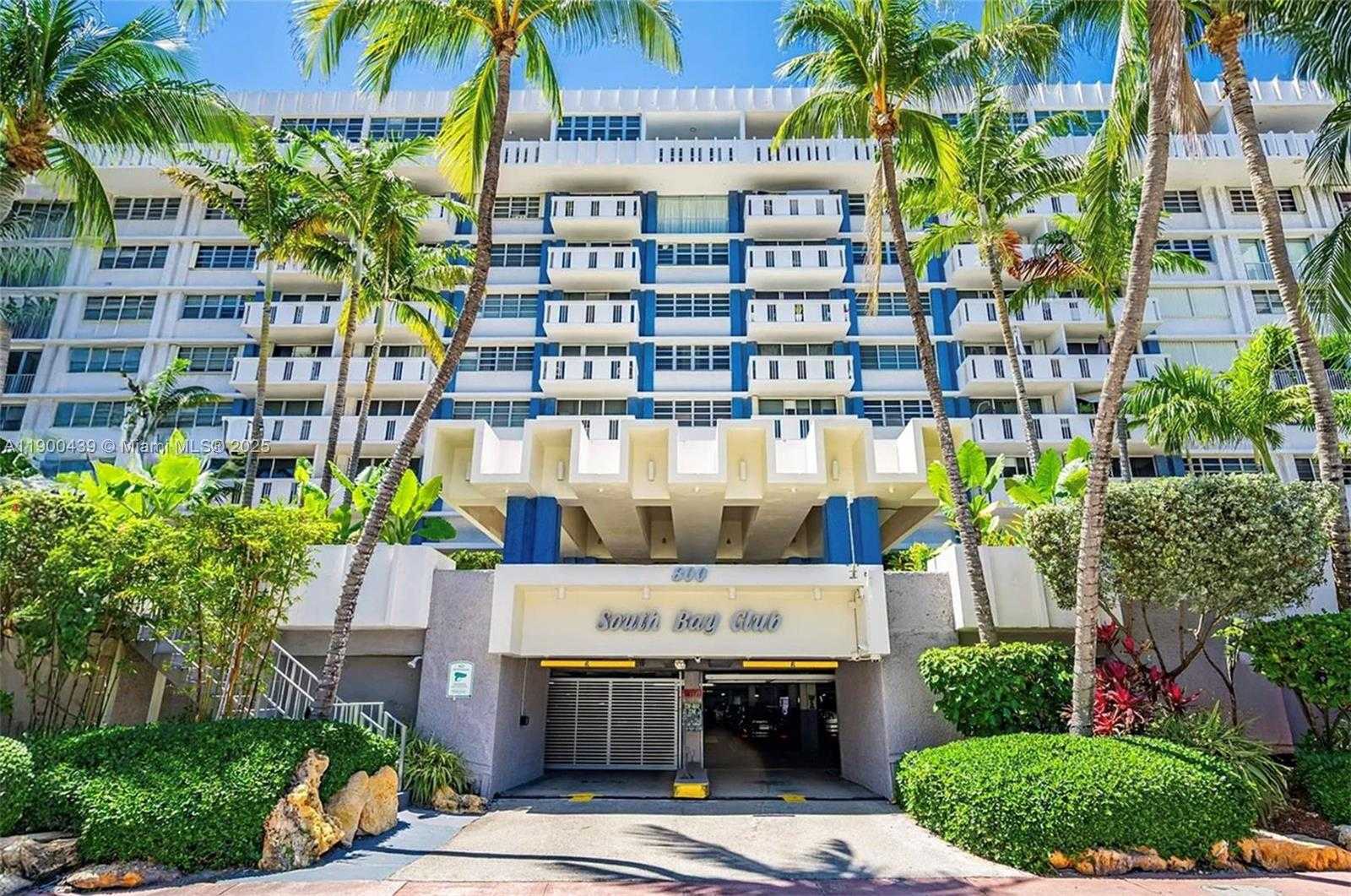 Small Image of 800 WEST AVE #PH22, Miami Beach Number 2