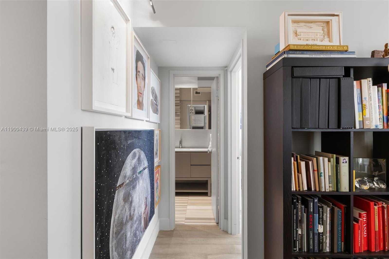 Small Image of 800 WEST AVE #PH22, Miami Beach Number 28