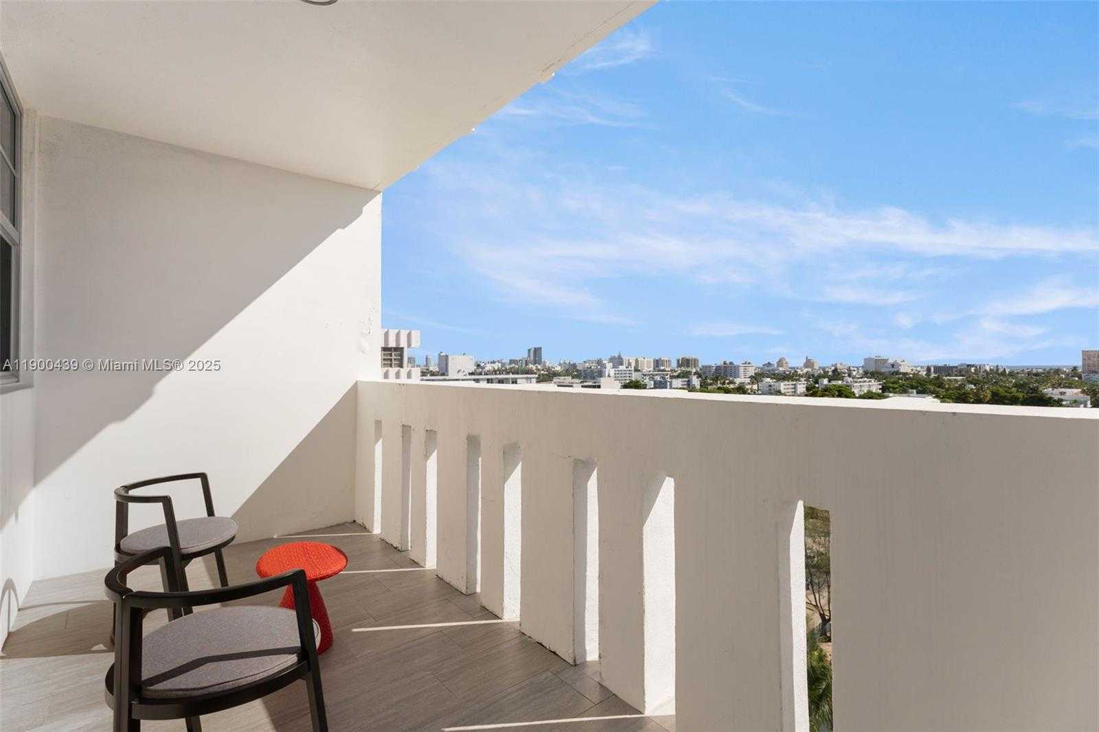 Small Image of 800 WEST AVE #PH22, Miami Beach Number 41