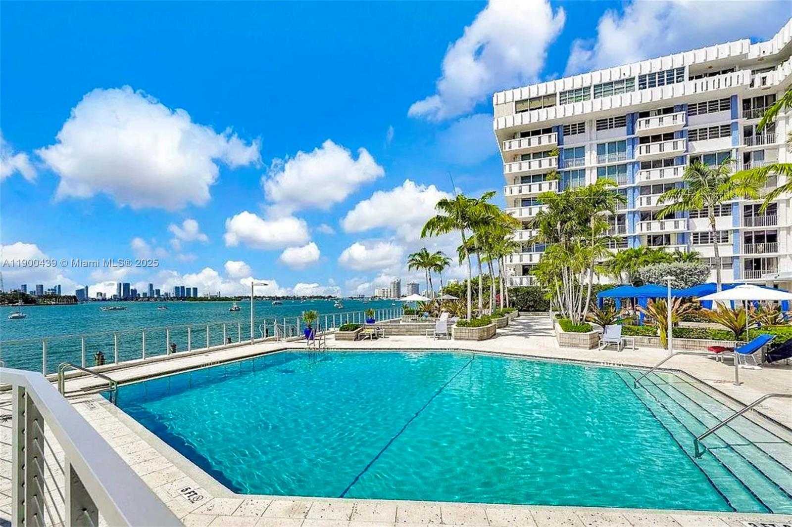 Small Image of 800 WEST AVE #PH22, Miami Beach Number 49