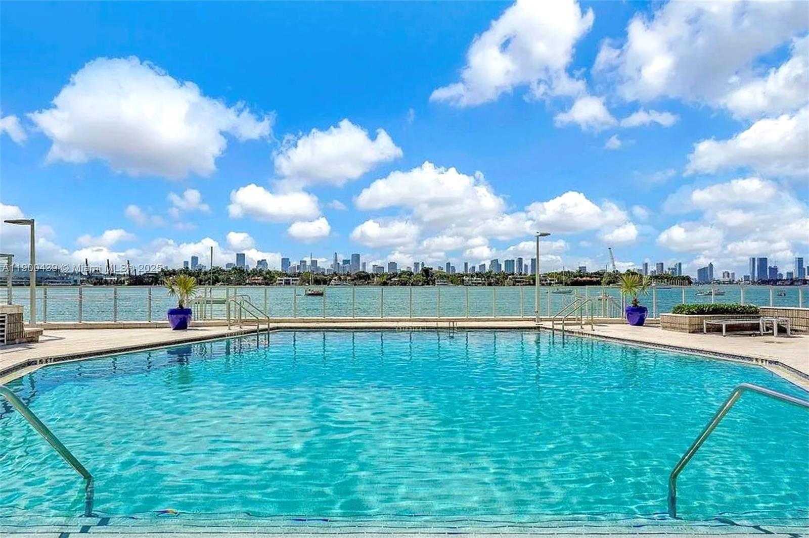 Small Image of 800 WEST AVE #PH22, Miami Beach Number 51