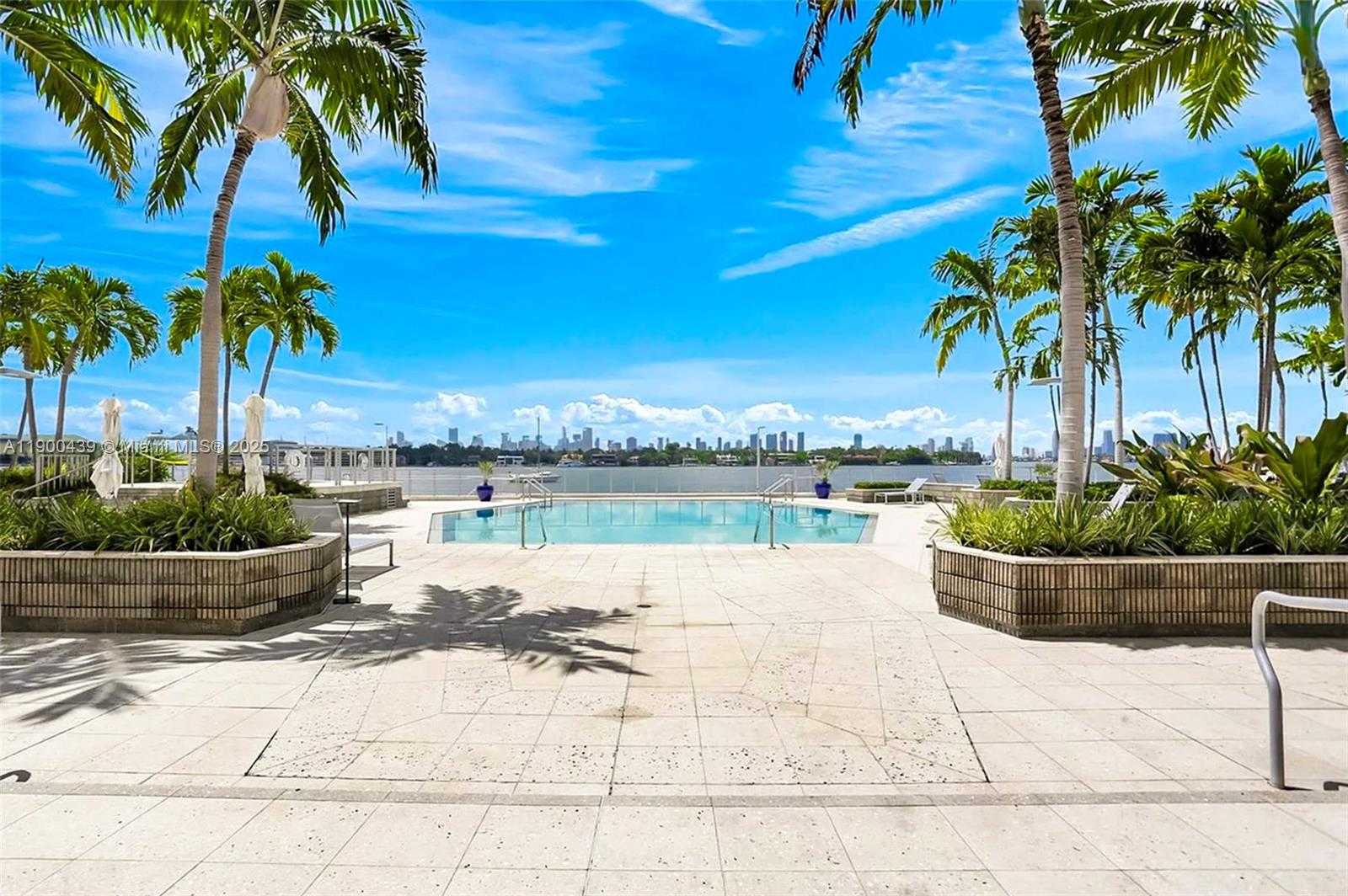 Small Image of 800 WEST AVE #PH22, Miami Beach Number 54