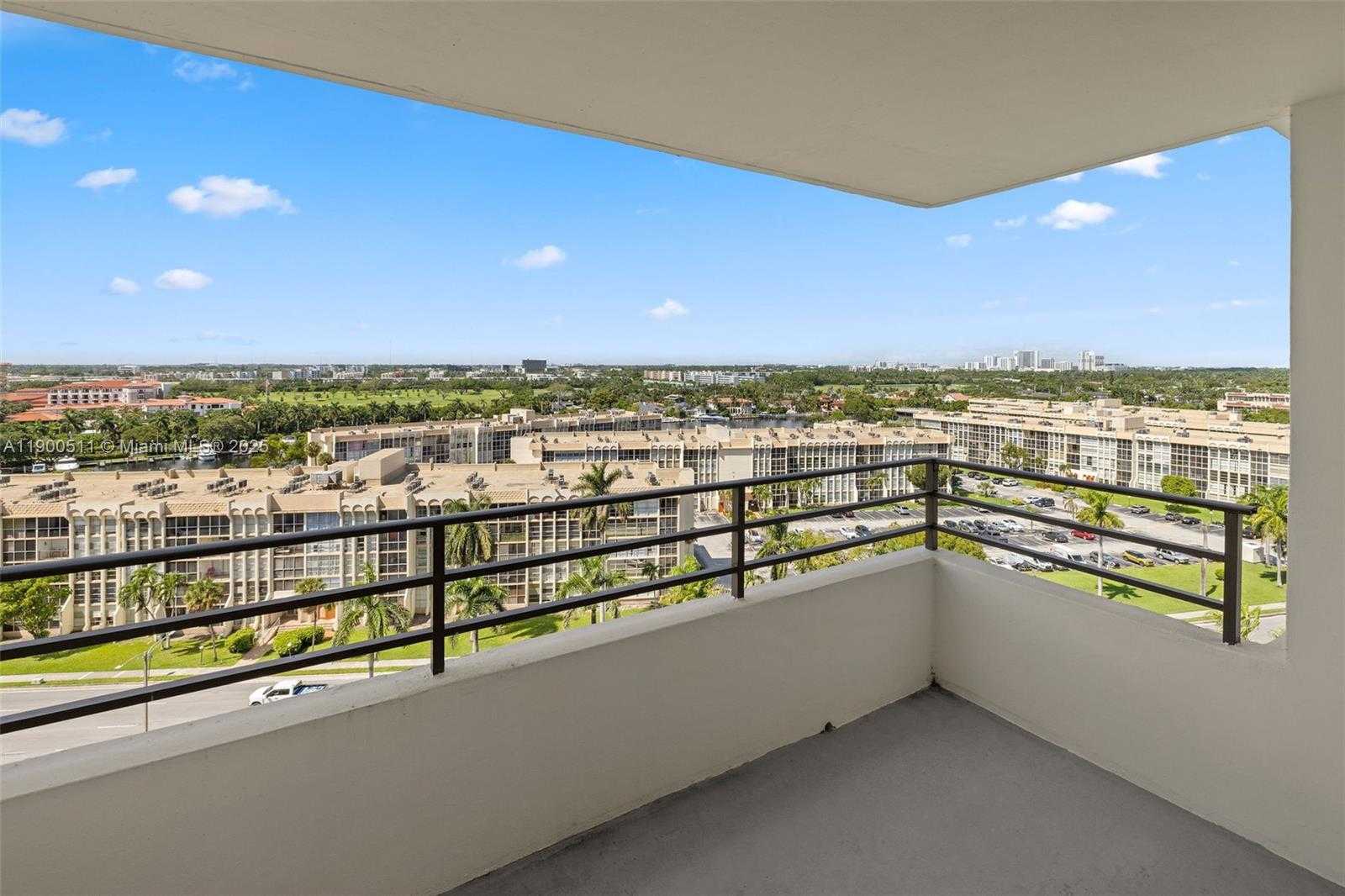Small Image of 600 THREE ISLANDS BLVD #1008, Hallandale Beach Number 26