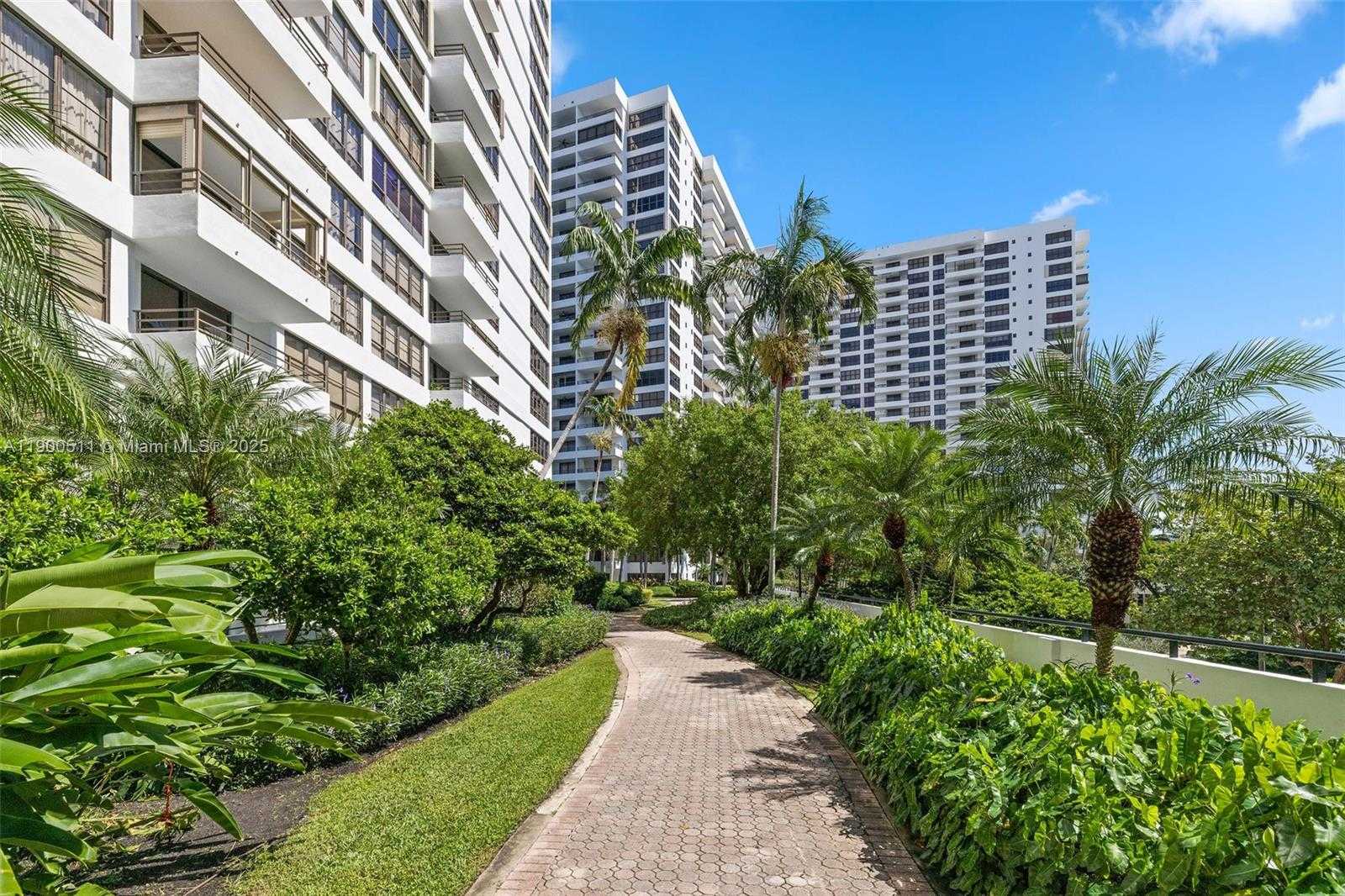 Small Image of 600 THREE ISLANDS BLVD #1008, Hallandale Beach Number 33