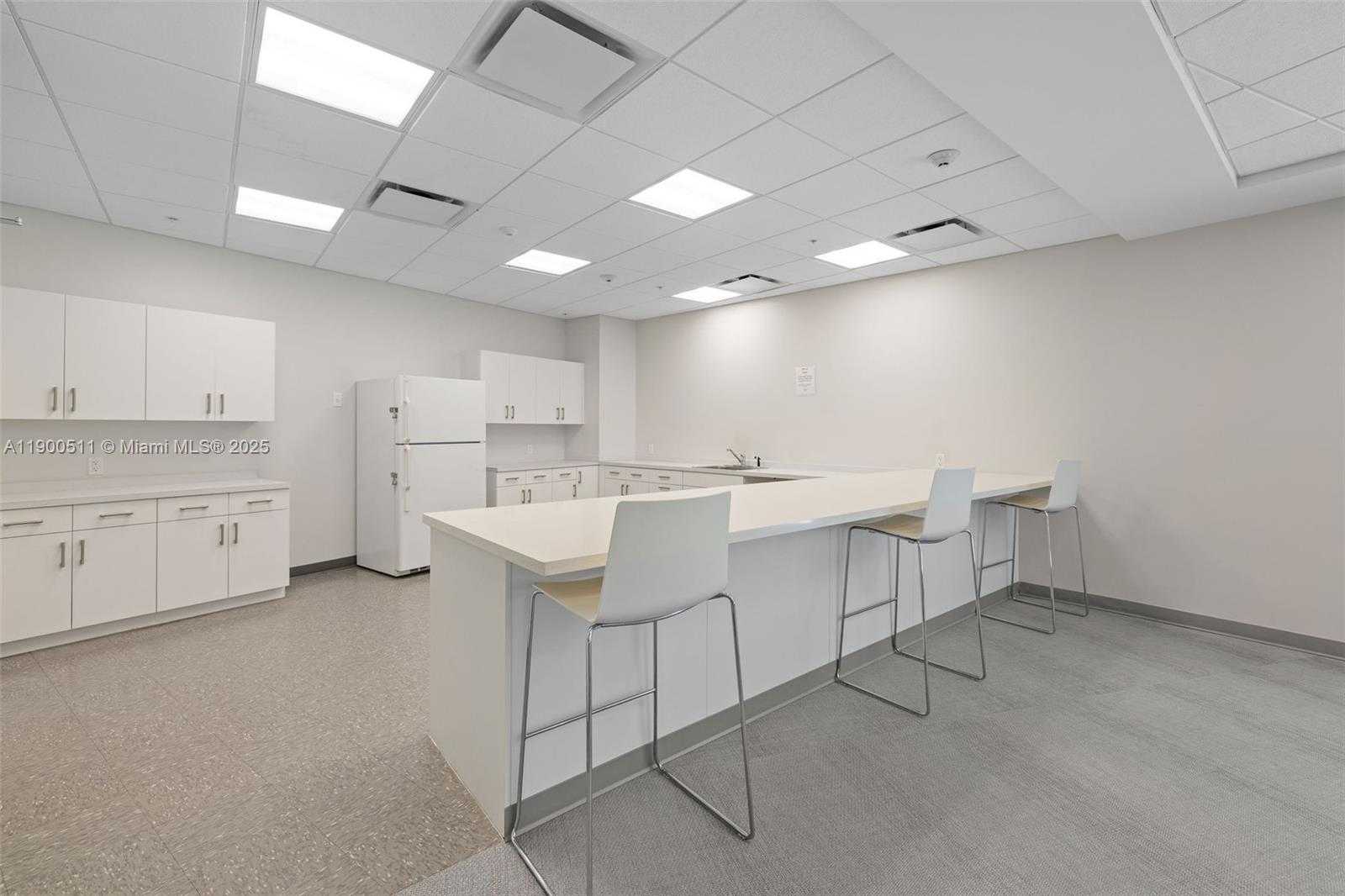 Small Image of 600 THREE ISLANDS BLVD #1008, Hallandale Beach Number 39