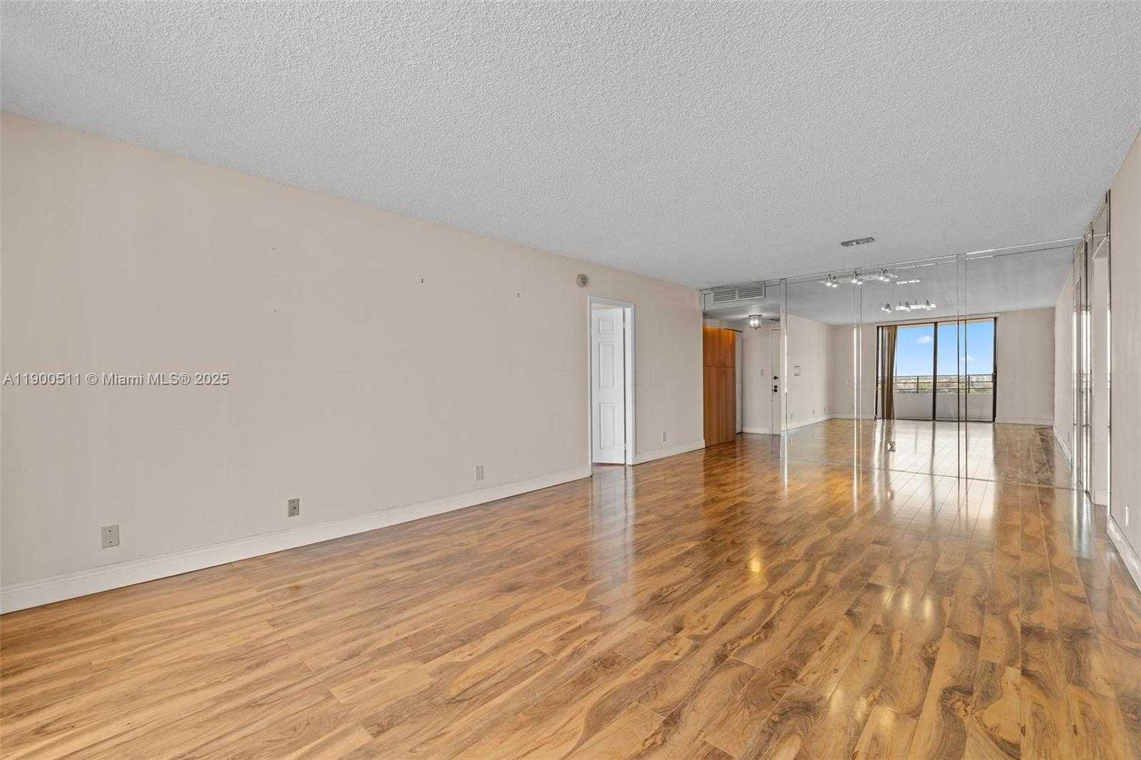 Small Image of 600 THREE ISLANDS BLVD #1008, Hallandale Beach Number 4