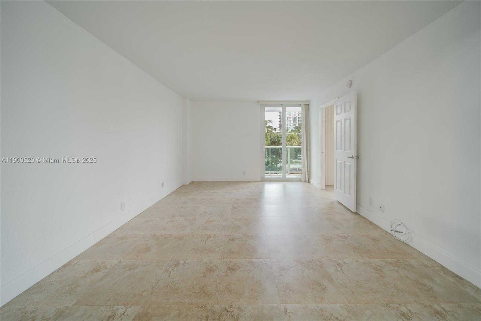 Small Image of 100 BAYVIEW DR #214, Sunny Isles Beach Number 7