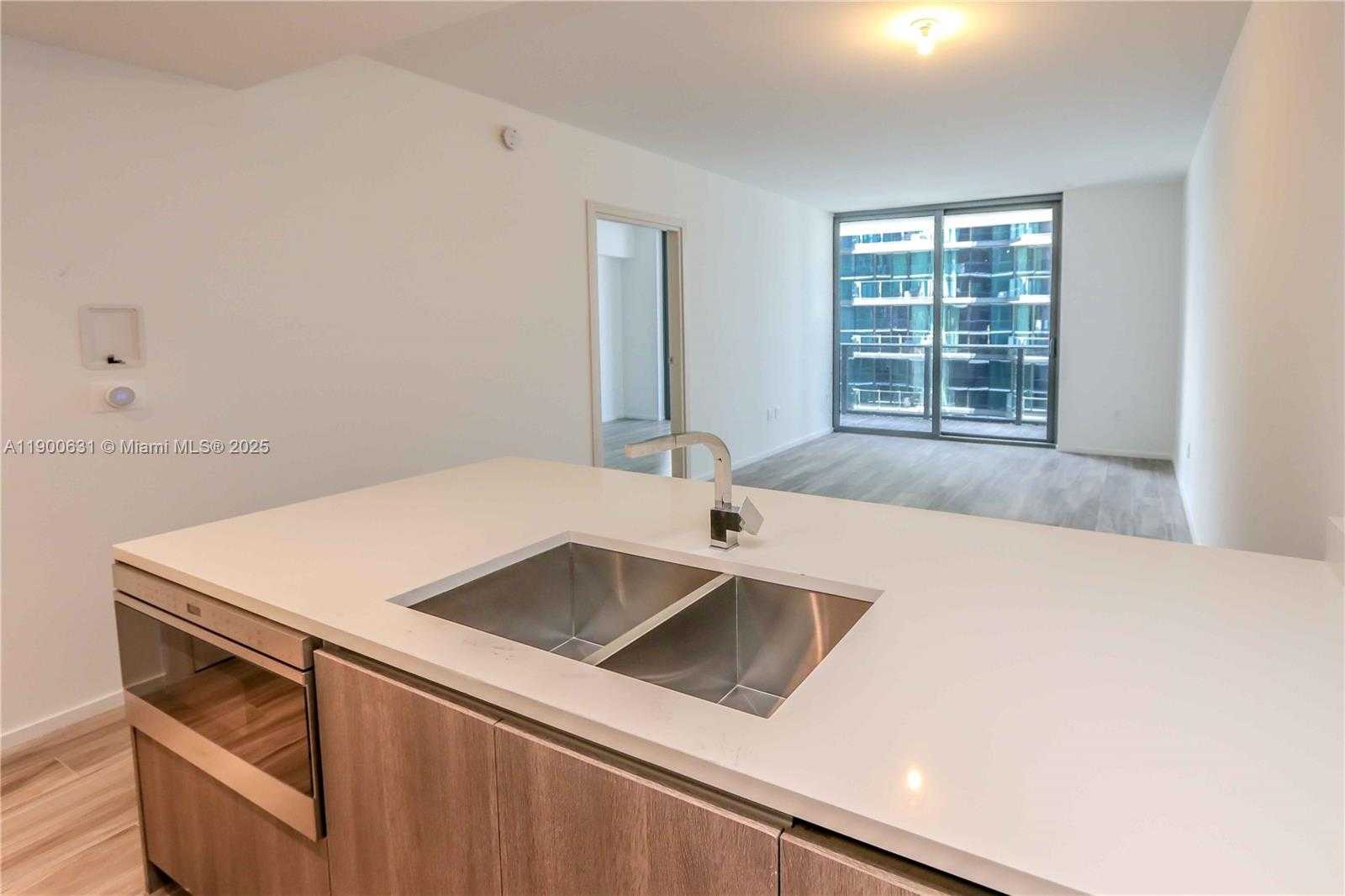 Small Image of 801 SOUTH MIAMI AVE #3306, Miami Number 10