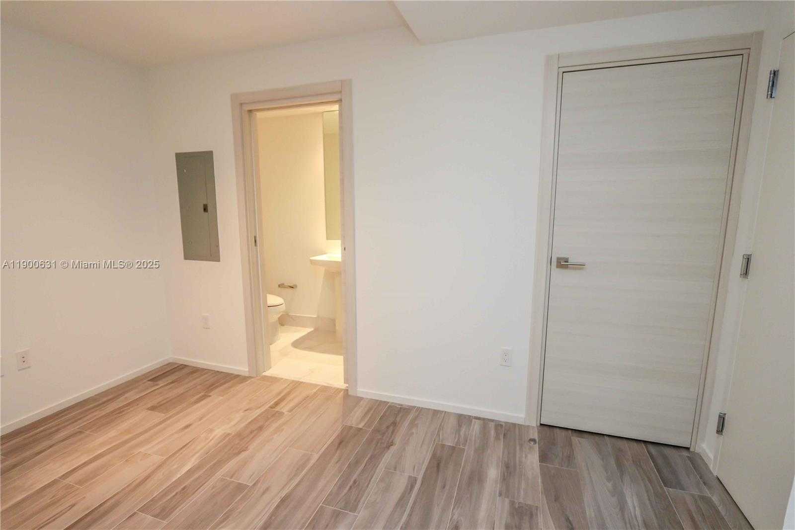 Small Image of 801 SOUTH MIAMI AVE #3306, Miami Number 13