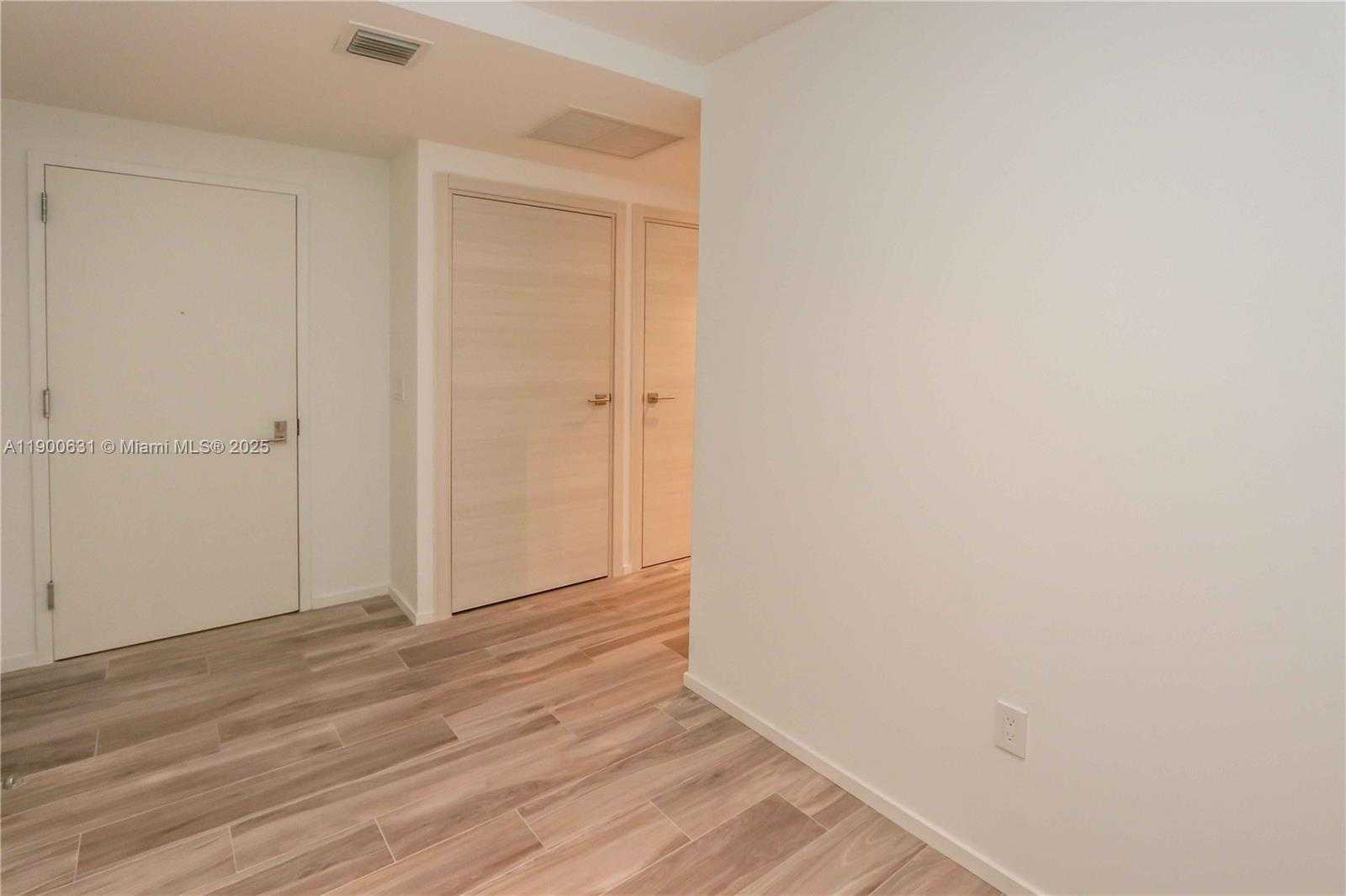 Small Image of 801 SOUTH MIAMI AVE #3306, Miami Number 24