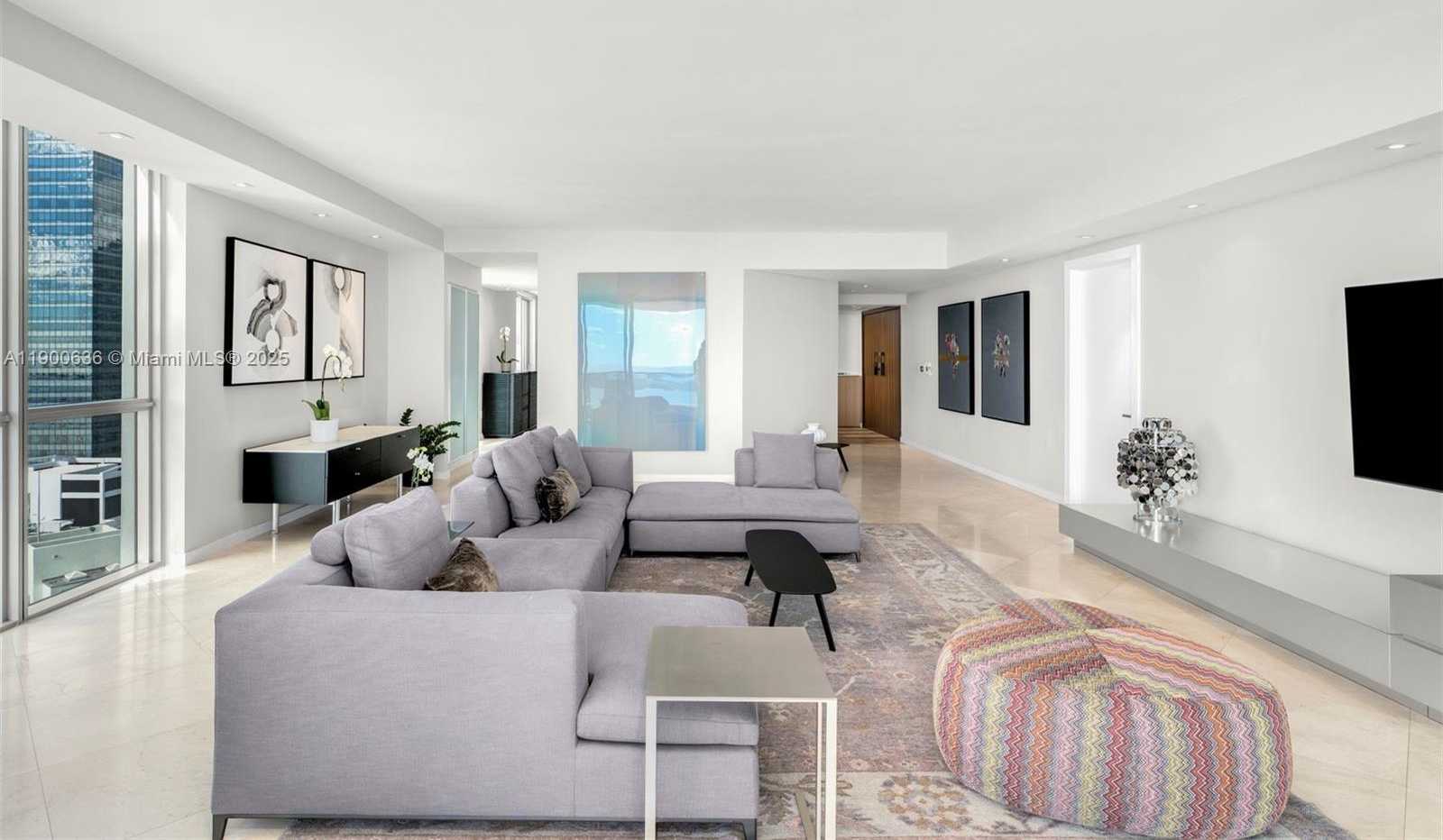 Small Image of 1331 BRICKELL BAY DR #3711, Miami Number 8