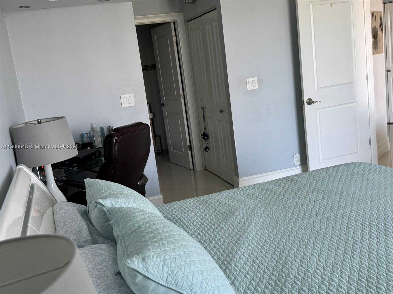 Small Image of 3300 NORTH EAST 192ND ST #PH01, Aventura Number 10