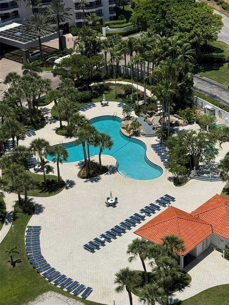 Small Image of 3300 NORTH EAST 192ND ST #PH01, Aventura Number 19