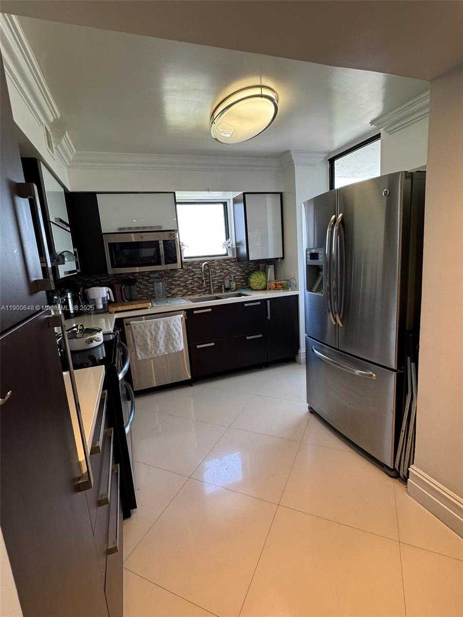 Small Image of 3300 NORTH EAST 192ND ST #PH01, Aventura Number 29