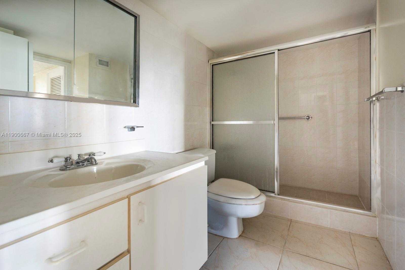 Small Image of 2030 SOUTH OCEAN DR #1002, Hallandale Beach Number 12