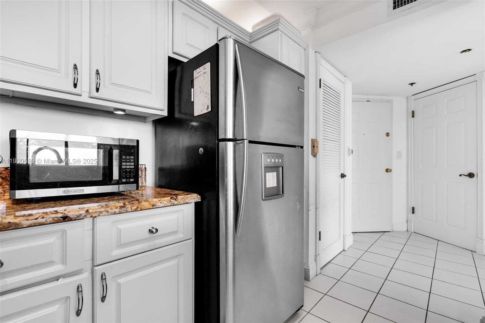 Small Image of 540 BRICKELL KEY DR #1813, Miami Number 13