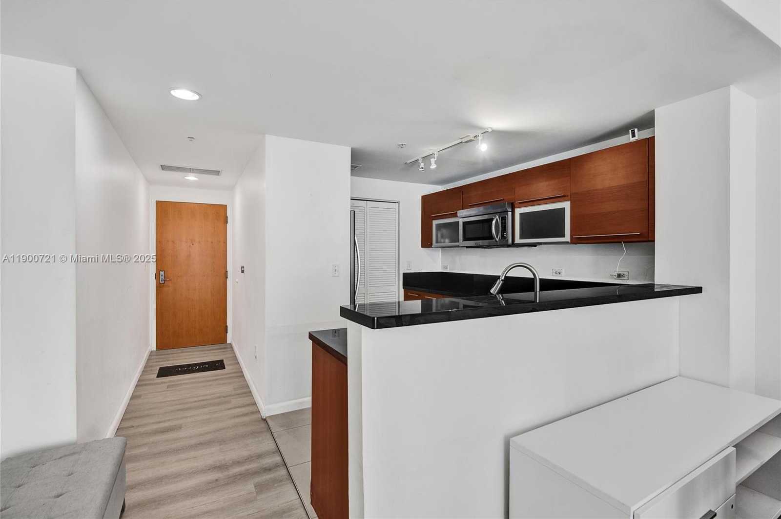 Small Image of 253 NORTH EAST 2ND ST #1706, Miami Number 13