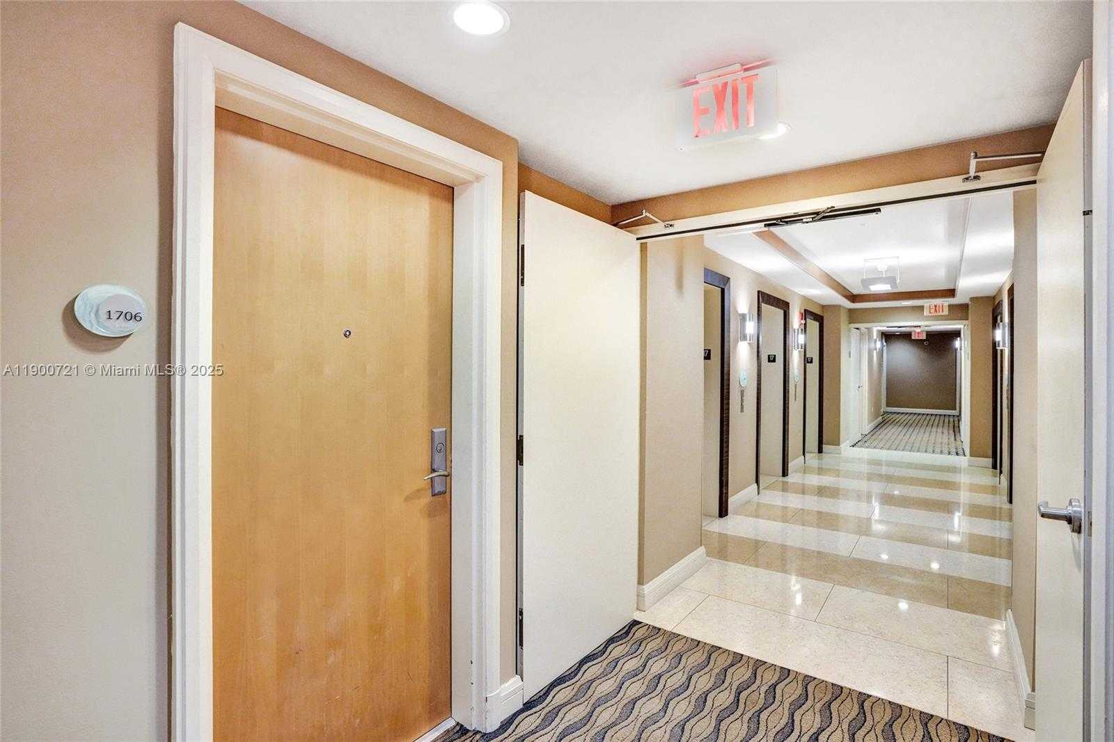 Small Image of 253 NORTH EAST 2ND ST #1706, Miami Number 32