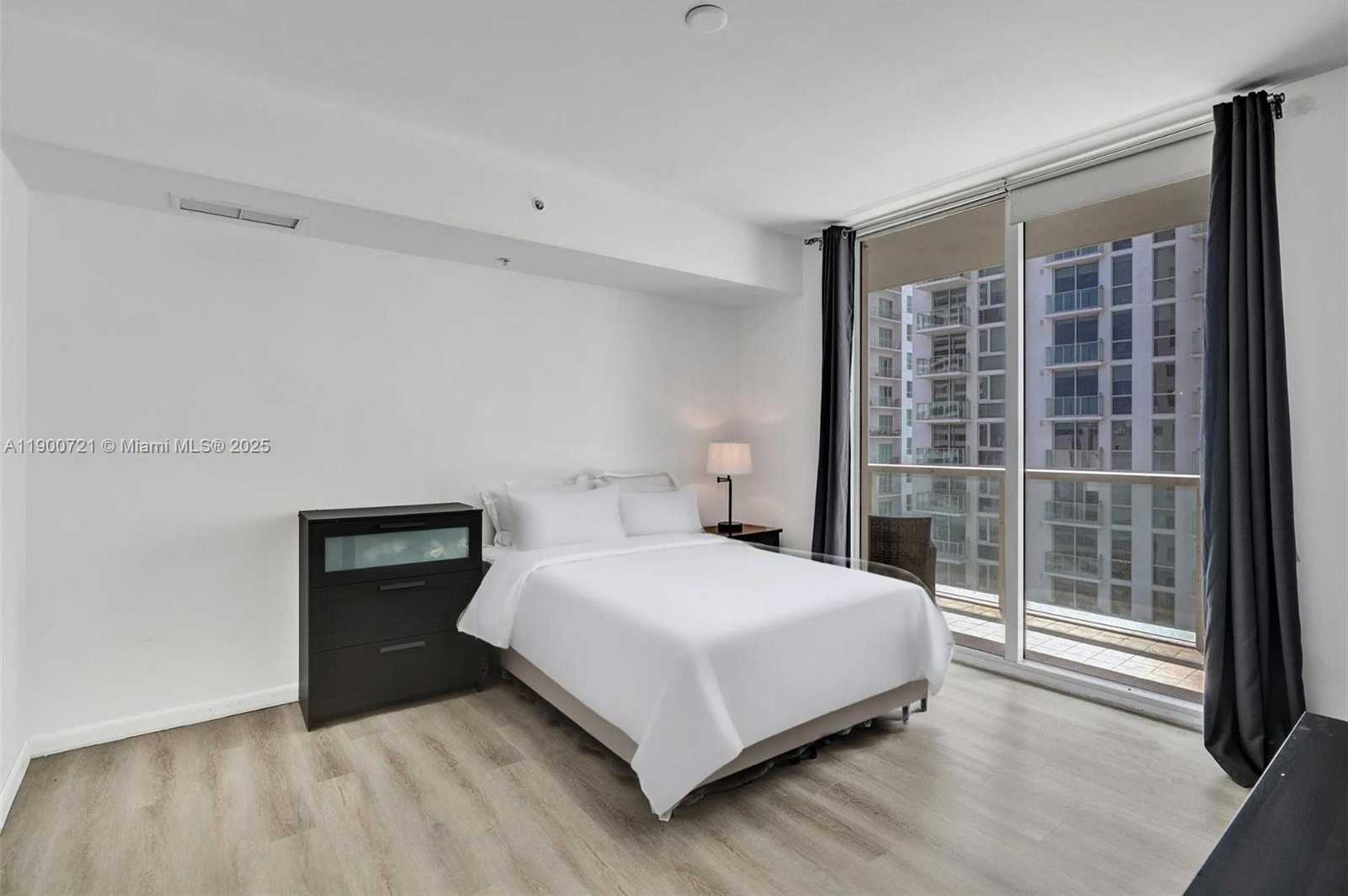 Small Image of 253 NORTH EAST 2ND ST #1706, Miami Number 8