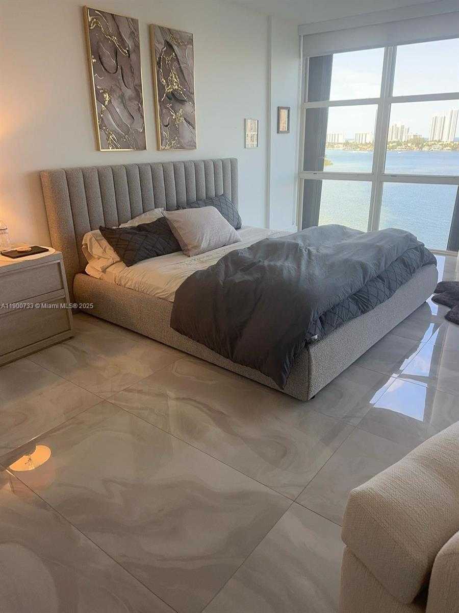 Small Image of 3000 ISLAND BLVD #1106, Aventura Number 31