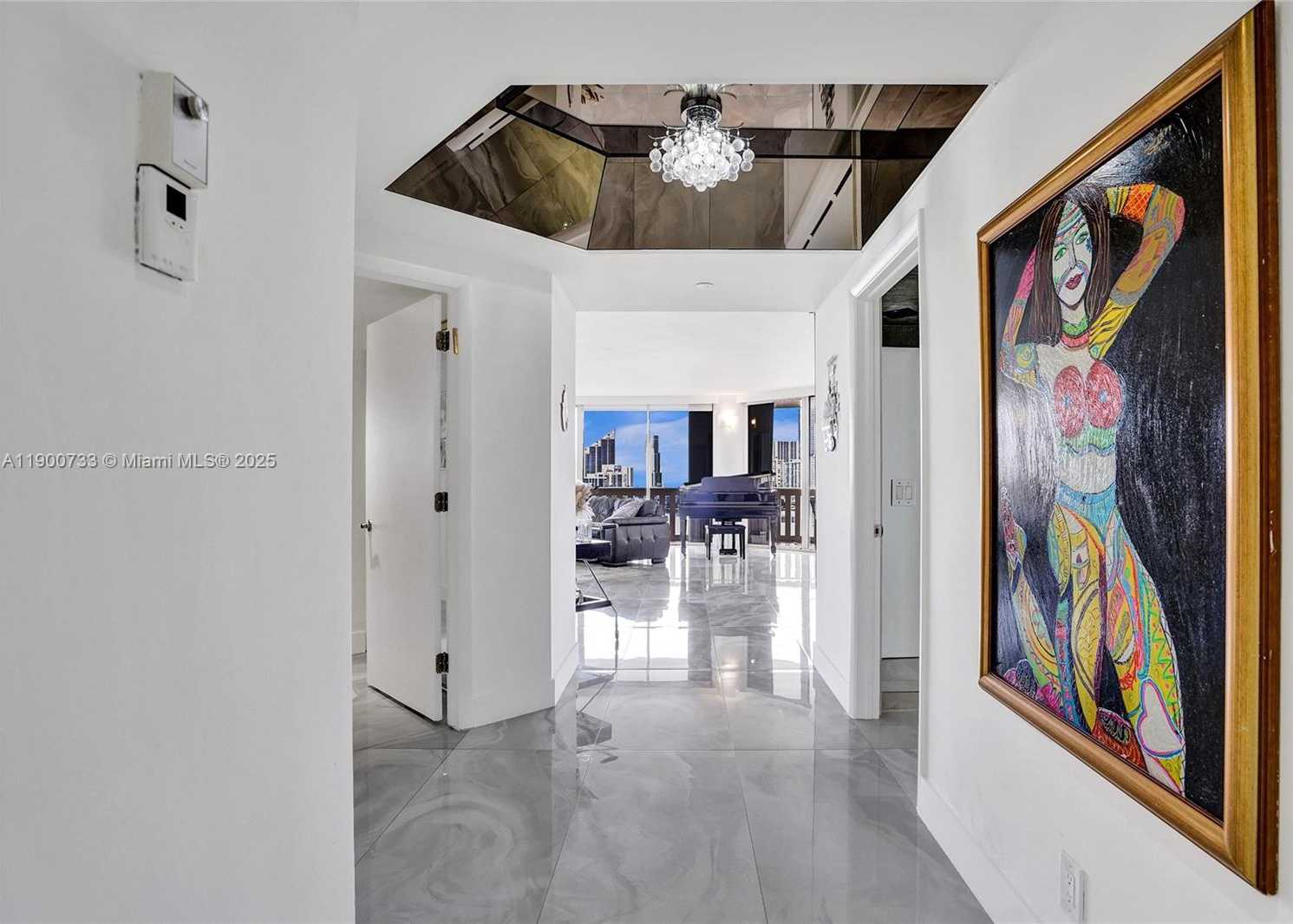 Small Image of 3000 ISLAND BLVD #1106, Aventura Number 6